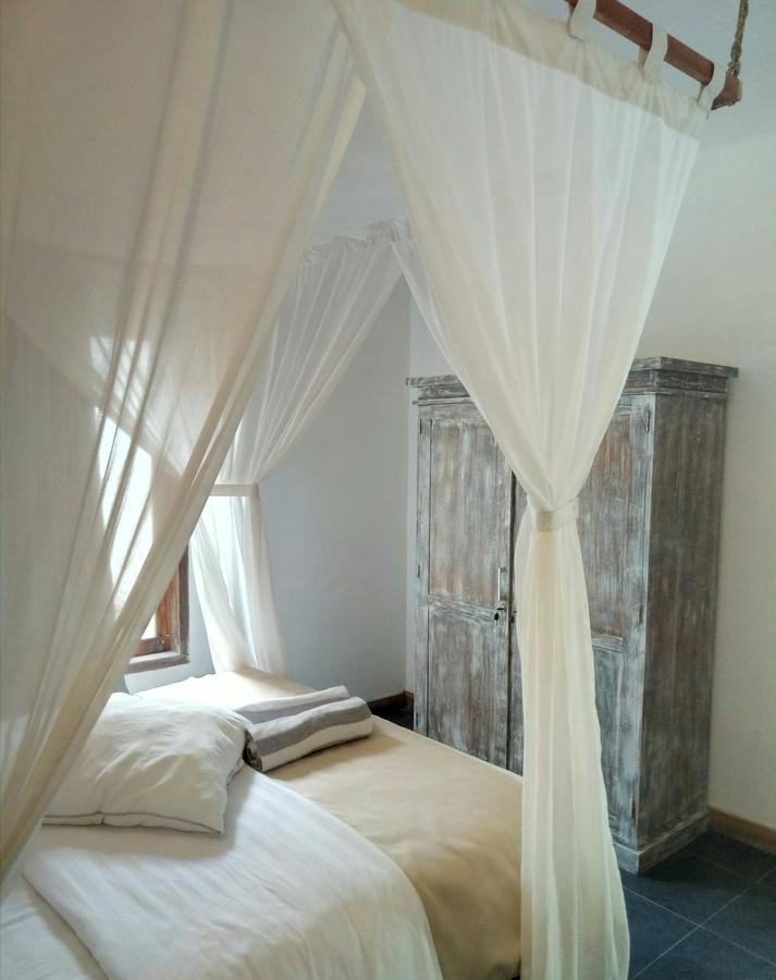 Blu D'Amare Hotel Gili Trawangan Exterior photo